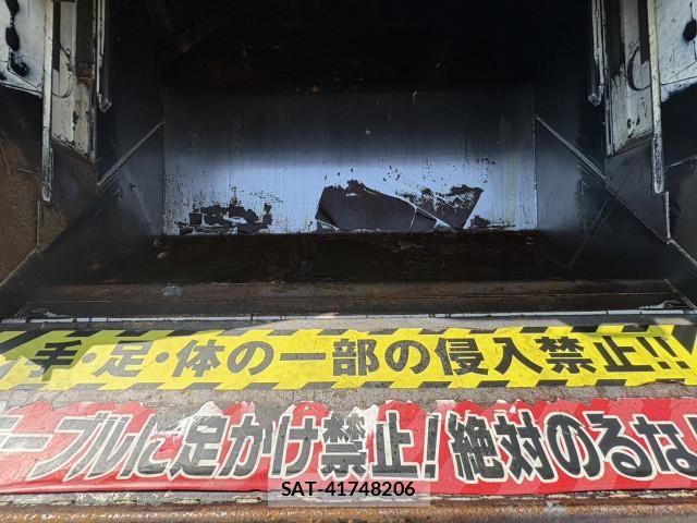 Isuzu FORWARD 2010-12 6905375-9
