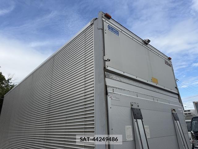 Isuzu FORWARD 2013-11 7020506-14