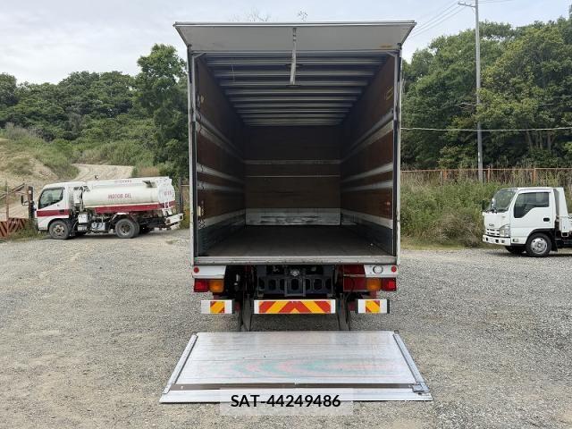 Isuzu FORWARD 2013-11 7020506-19