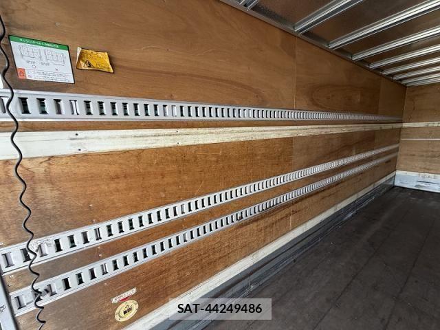 Isuzu FORWARD 2013-11 7020506-25