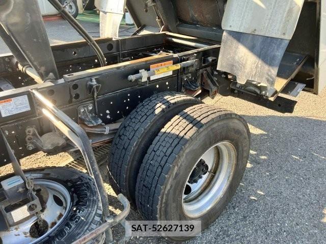 Isuzu FORWARD 2018-12 7020504-18