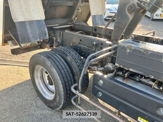 Isuzu FORWARD 2018-12 7020504-19
