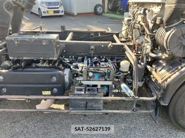 Isuzu FORWARD 2018-12 7020504-28