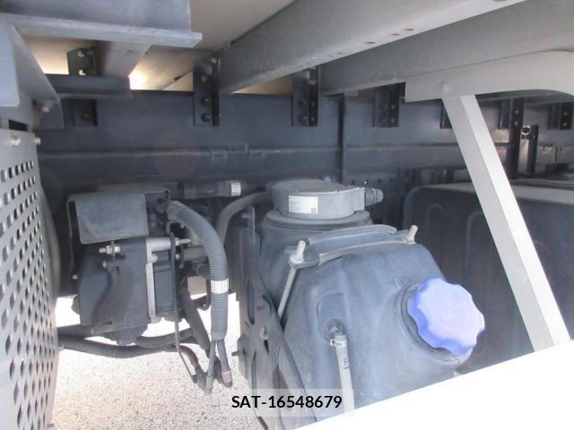 Isuzu FORWARD 2018-07 7020508-21