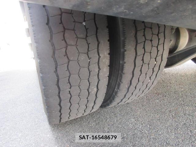 Isuzu FORWARD 2018-07 7020508-26