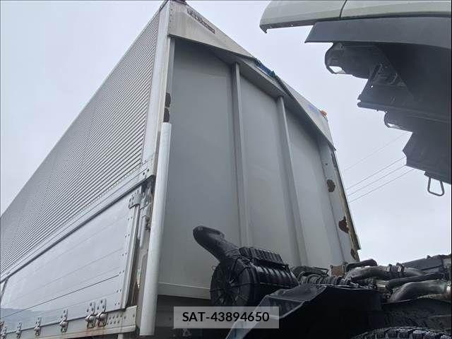 Isuzu FORWARD 2012-06 7058628-23