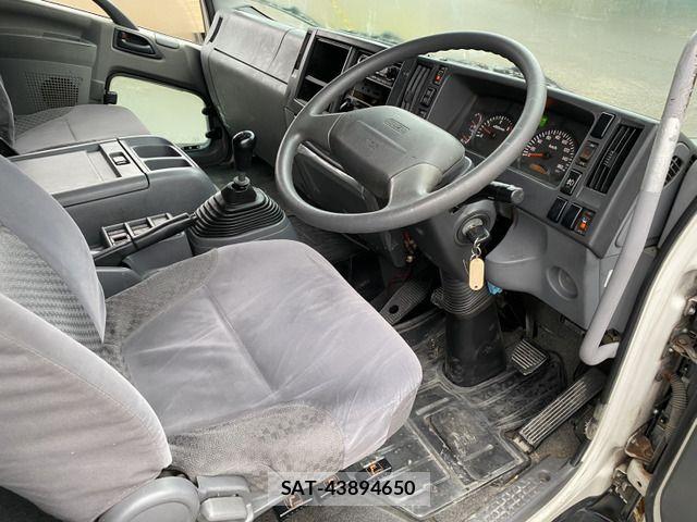 Isuzu FORWARD 2012-06 7058628-2