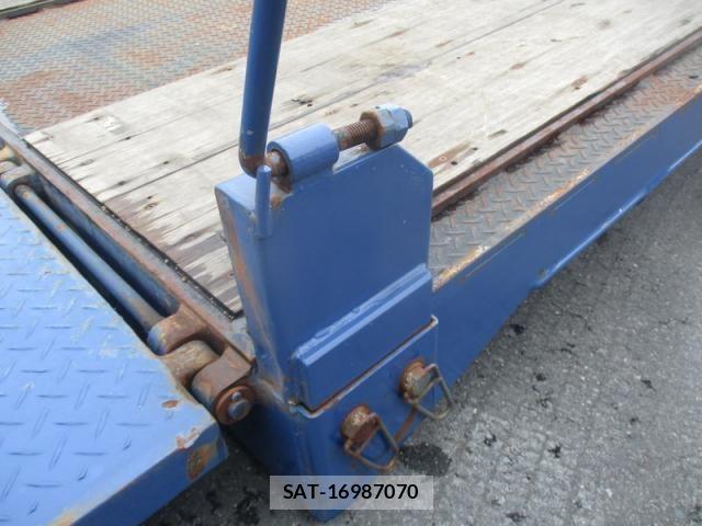 Isuzu FORWARD 2006-06 7058624-28