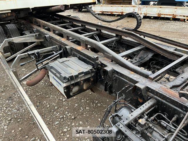 Isuzu FORWARD 2012-04 7058626-19