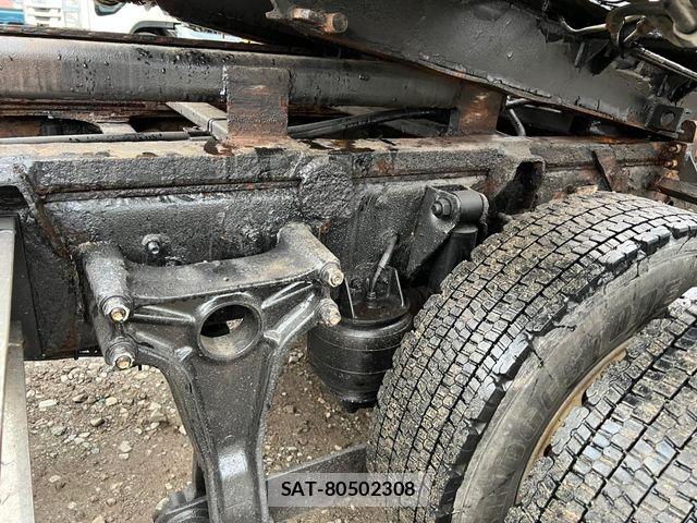 Isuzu FORWARD 2012-04 7058626-21