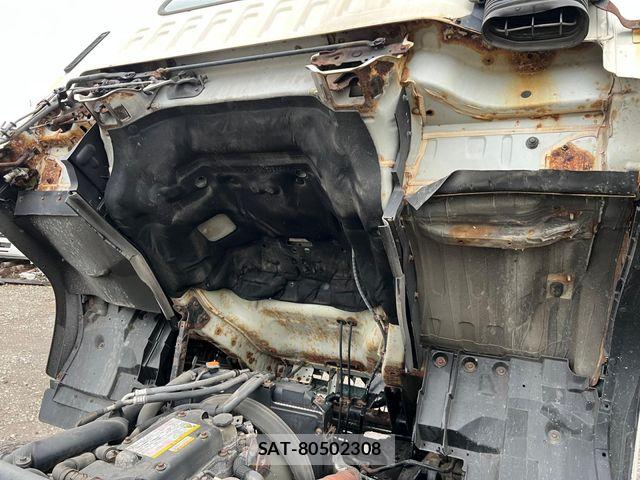 Isuzu FORWARD 2012-04 7058626-25