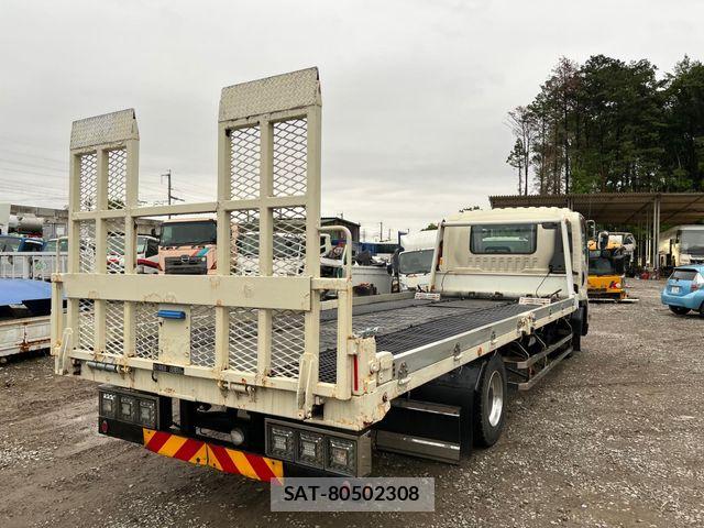 Isuzu FORWARD 2012-04 7058626-3