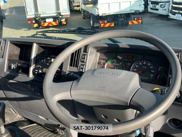 Isuzu FORWARD 2020-07 7058622-20
