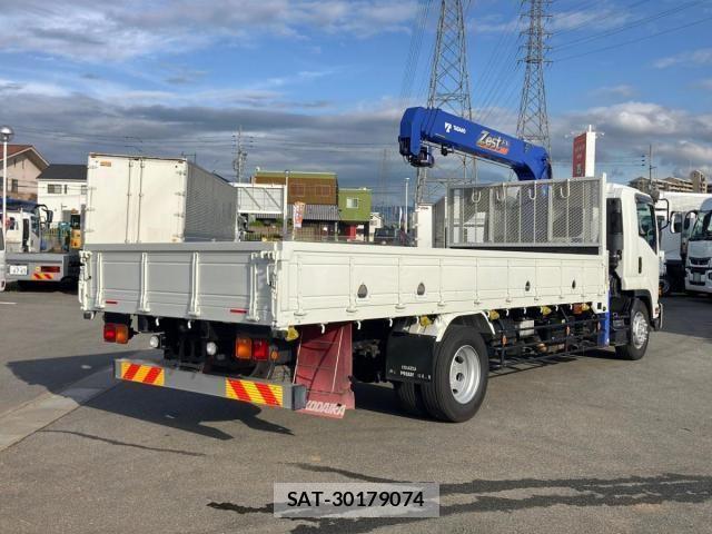Isuzu FORWARD 2020-07 7058622-2
