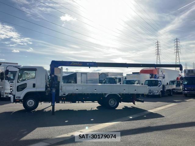 Isuzu FORWARD 2020-07 7058622-4