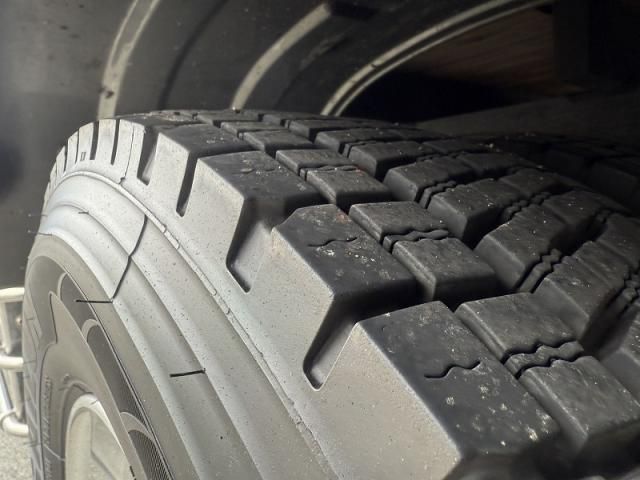 Isuzu FORWARD 2022-05 7199611-25