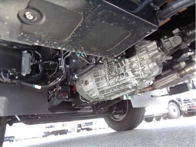 Isuzu FORWARD 2026-03 7199604-9