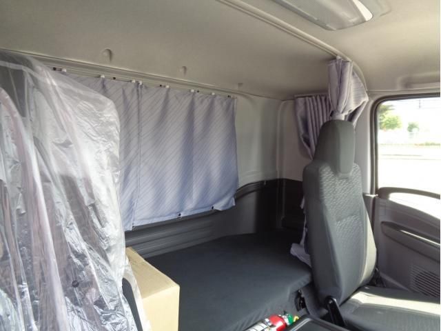 Isuzu FORWARD 2026-03 7199604-18