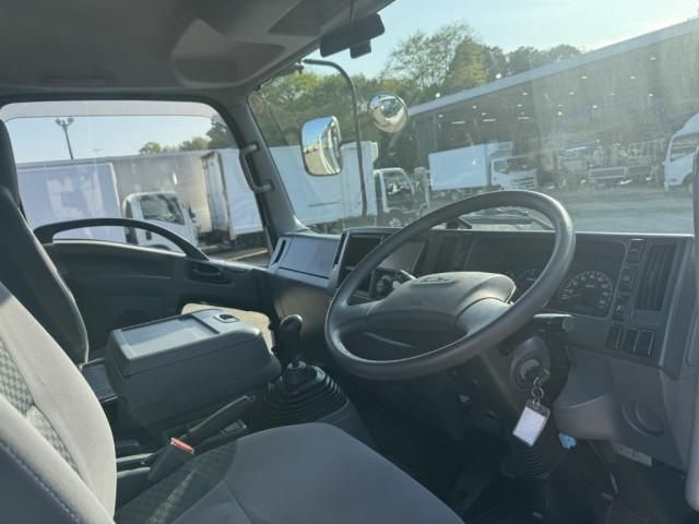 Isuzu FORWARD 2016-12 7199622-23
