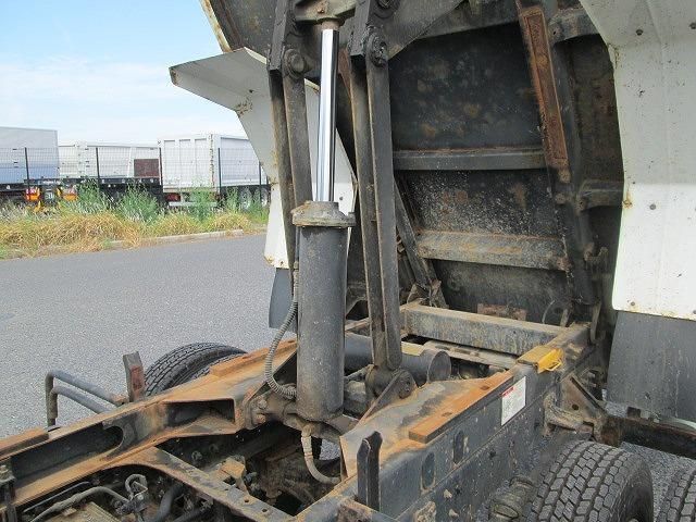 Isuzu FORWARD 2018-11 7199619-17