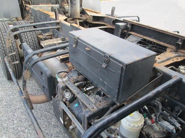 Isuzu FORWARD 2018-11 7199619-21