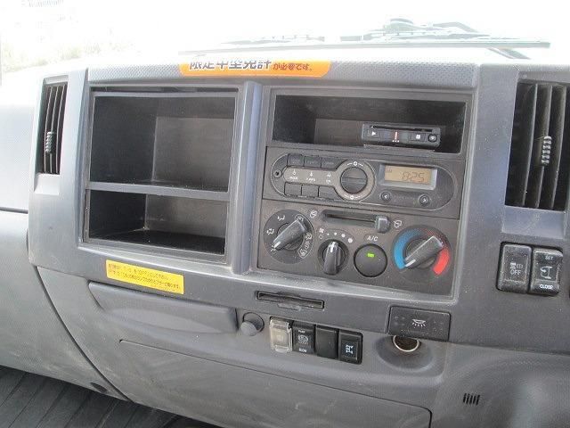 Isuzu FORWARD 2018-11 7199619-23