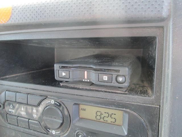 Isuzu FORWARD 2018-11 7199619-24