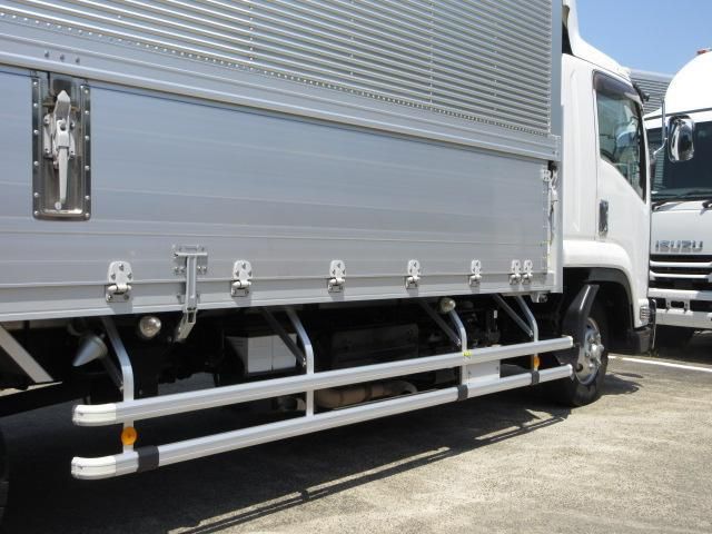 Isuzu FORWARD 2019-09 7199610-16
