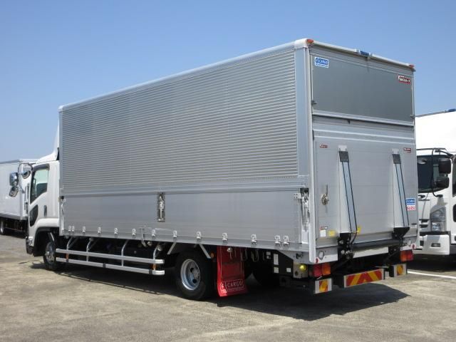 Isuzu FORWARD 2019-09 7199610-3