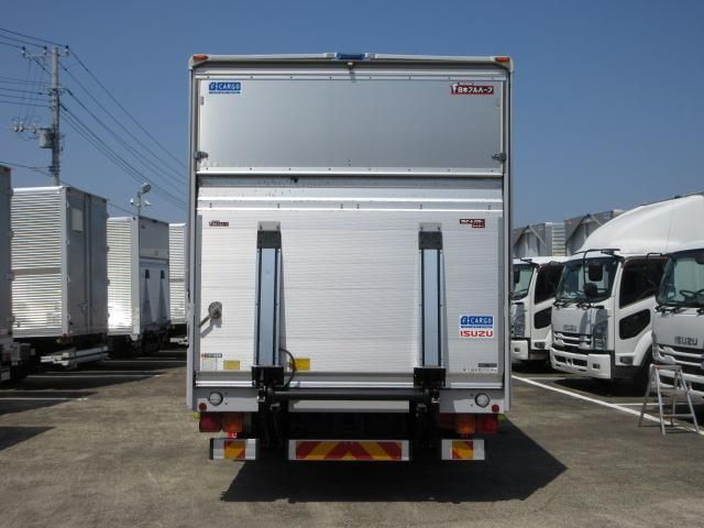 Isuzu FORWARD 2019-09 7199610-5