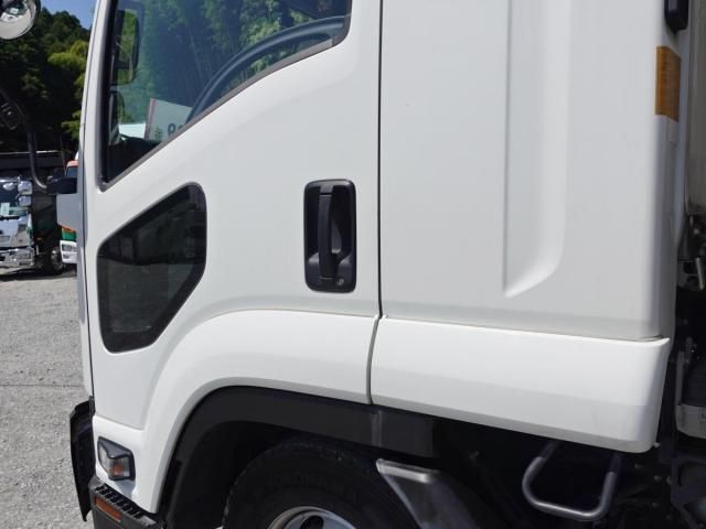 Isuzu FORWARD 2021-04 7199613-11