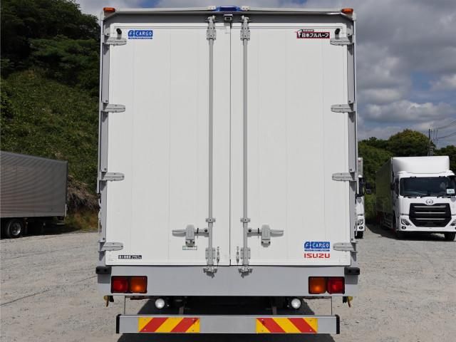Isuzu FORWARD 2016-10 7199616-9