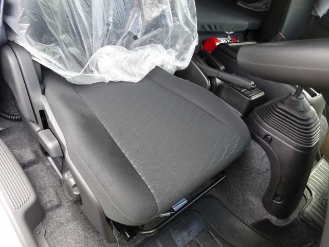 Isuzu FORWARD 2025-05 7199602-14