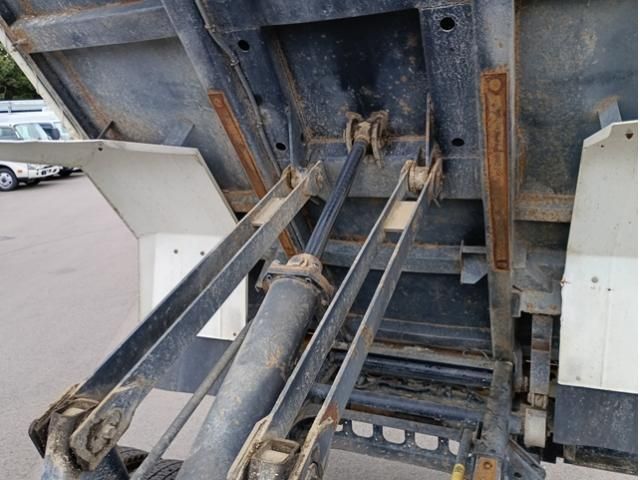 Isuzu FORWARD 2016-01 7199620-8