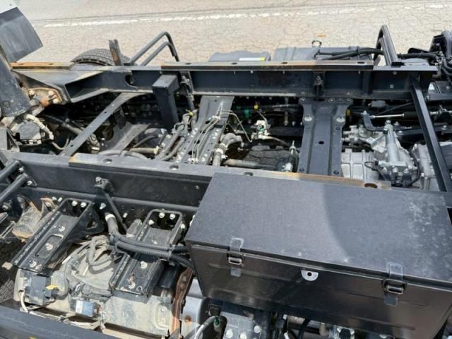 Isuzu FORWARD 2024-09 7199608-18