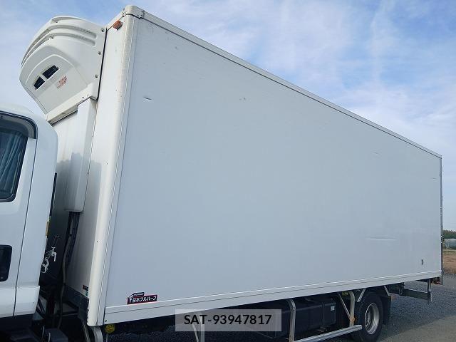 Isuzu FORWARD 2010-09 7250882-17