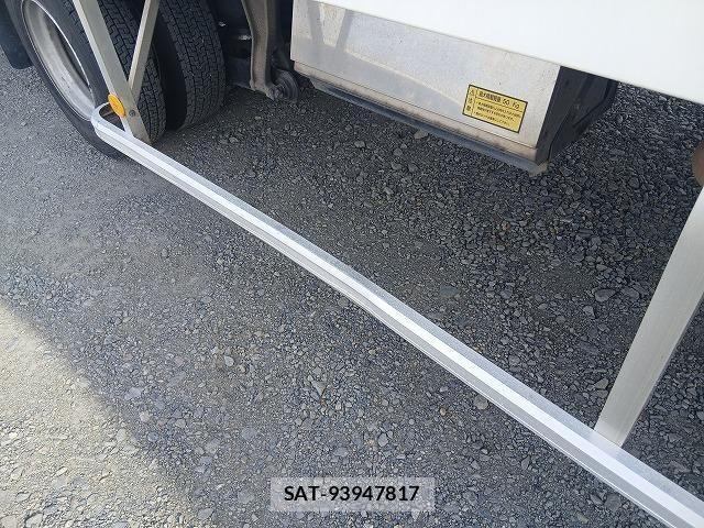 Isuzu FORWARD 2010-09 7250882-21