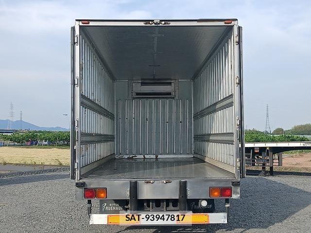 Isuzu FORWARD 2010-09 7250882-23