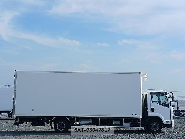 Isuzu FORWARD 2010-09 7250882-3