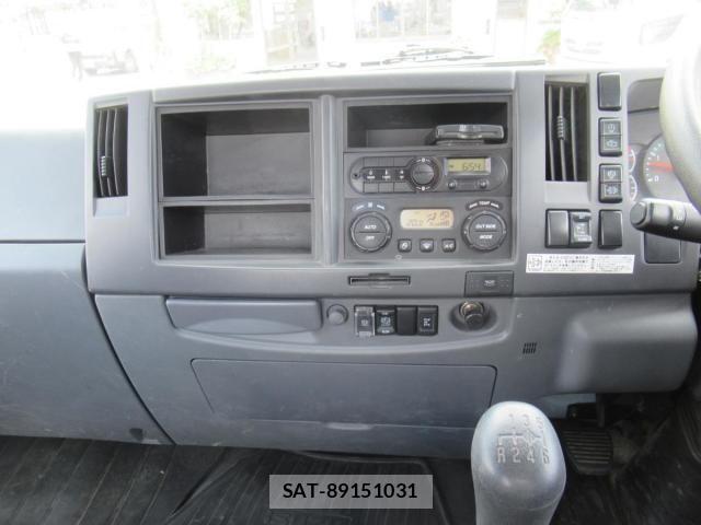 Isuzu FORWARD 2017-03 7250864-25
