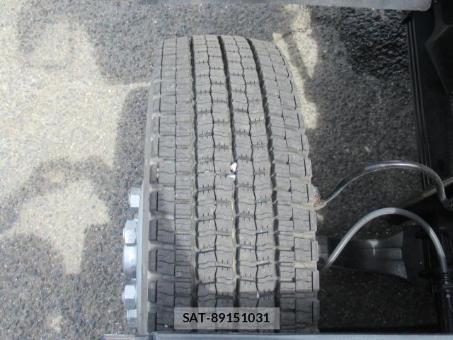 Isuzu FORWARD 2017-03 7250864-27