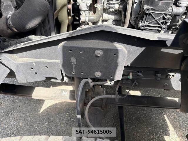 Isuzu FORWARD 2017-09 7250875-28