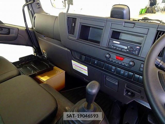 Isuzu FORWARD 2024-09 7250867-9