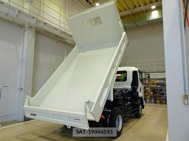 Isuzu FORWARD 2024-09 7250867-25