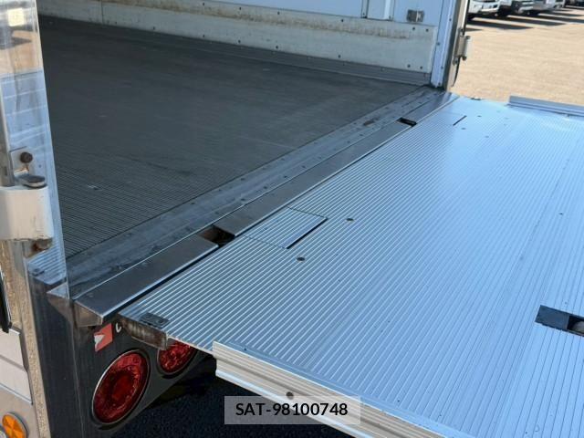 Isuzu FORWARD 2018-08 7250874-13