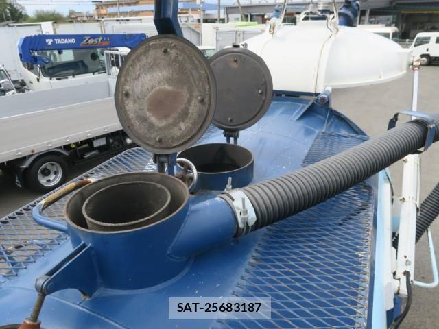 Isuzu FORWARD 2007-03 7250868-10