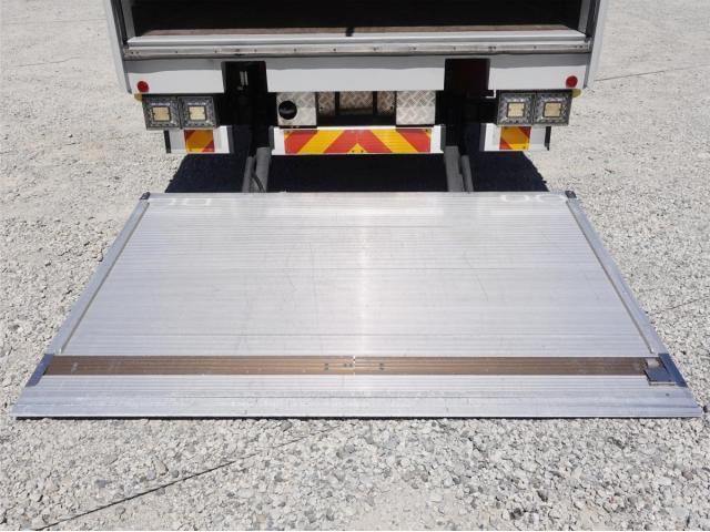 Isuzu FORWARD 2017-09 7269155-18