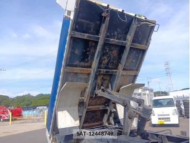 Isuzu FORWARD 2016-01 7271921-11