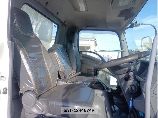 Isuzu FORWARD 2016-01 7271921-24