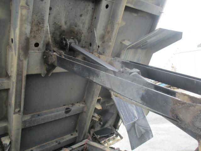 Isuzu FORWARD 2013-10 7306680-15